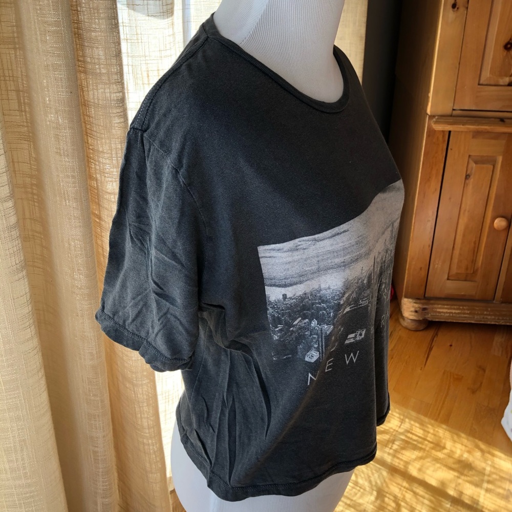 Gray New York City T-shirt - Picture 3 of 5
